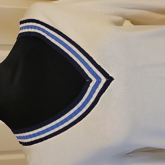 Pop Sugar V-Neck Sweater - White with Blue Accents Size M - Picture 3 of 8
